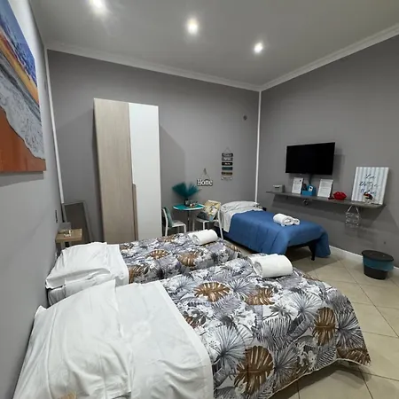 N67 Centro-3 Indipendenti Bed & Breakfast 3*